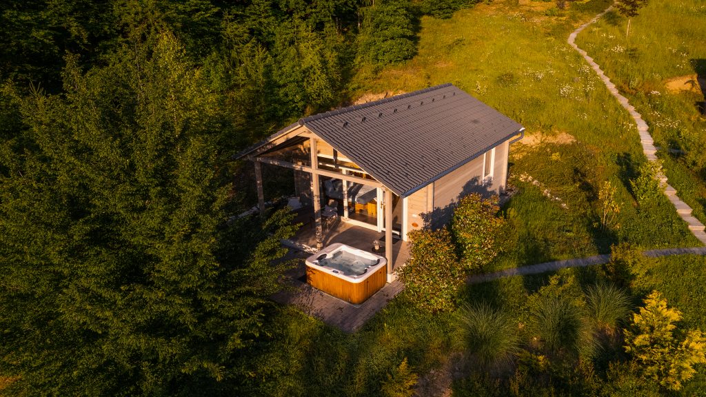 Chalet for You magasból fotózva, jakuzzi